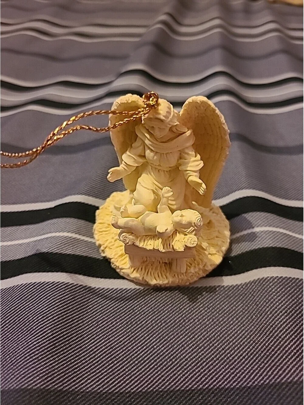 Angel & Infant Baby Jesus Small Figurine Cream Resin Porcelain Look 2.25”
